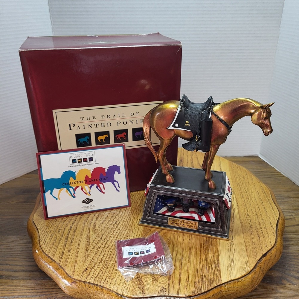 The Trail Of Painted Ponies #12212 Fallen Heroes Memorial Pony 2005 In Box